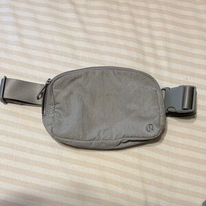 lululemon athletica Gray Belt Bag